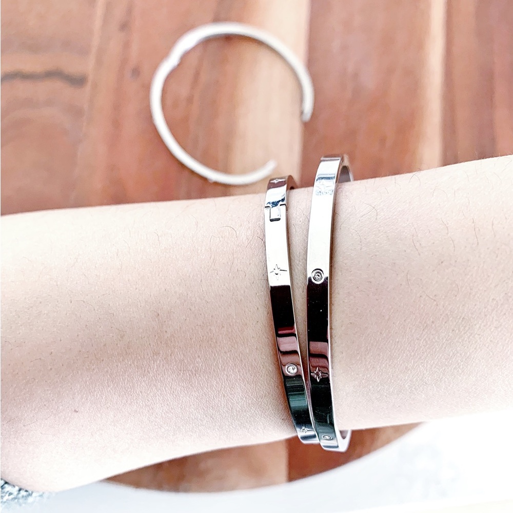 Stainless Steel Crystal Bangle - Silver NEW - Picture 5 of 10